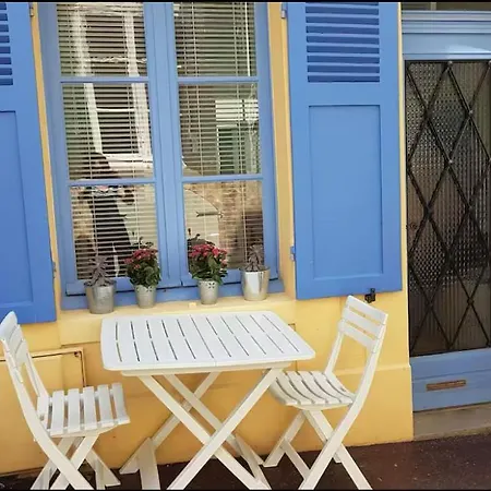 Holiday home Maison - 3 - 50 M De La *